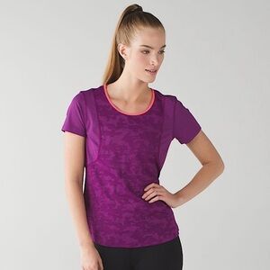Lululemon Run For Days Short Sleeve Camo Mesh Breathable Shirt Regal Plum Sz 6